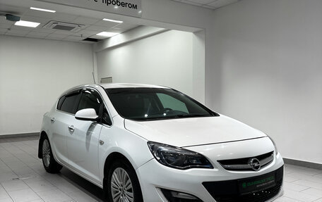 Opel Astra J, 2013 год, 780 000 рублей, 3 фотография