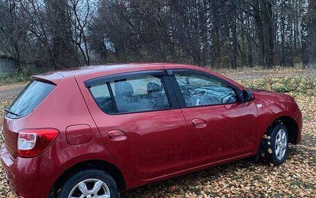 Renault Sandero II рестайлинг, 2014 год, 830 000 рублей, 3 фотография