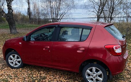 Renault Sandero II рестайлинг, 2014 год, 830 000 рублей, 5 фотография