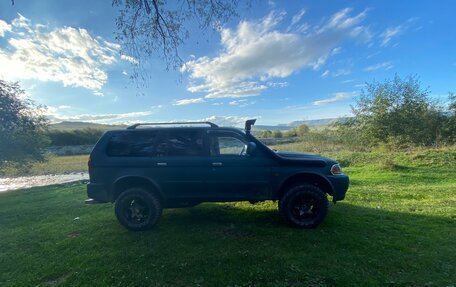 Mitsubishi Pajero Sport II рестайлинг, 2000 год, 550 000 рублей, 3 фотография