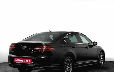 Volkswagen Passat B8 рестайлинг, 2018 год, 6 фотография