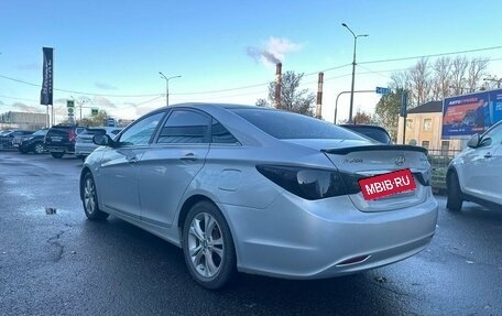 Hyundai Sonata VI, 2011 год, 999 000 рублей, 4 фотография