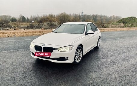 BMW 3 серия, 2013 год, 1 353 000 рублей, 3 фотография