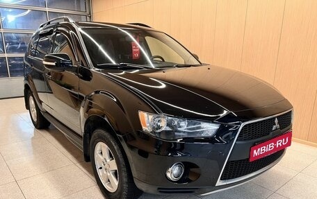 Mitsubishi Outlander III рестайлинг 3, 2011 год, 1 386 000 рублей, 1 фотография