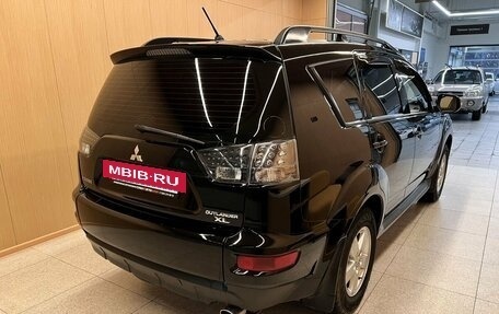 Mitsubishi Outlander III рестайлинг 3, 2011 год, 1 386 000 рублей, 4 фотография