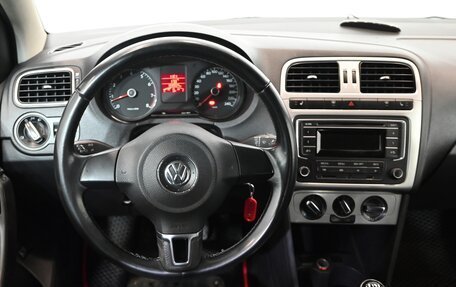 Volkswagen Polo VI (EU Market), 2013 год, 870 000 рублей, 15 фотография