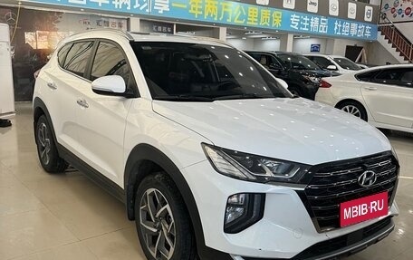 Hyundai Tucson III, 2020 год, 2 350 000 рублей, 1 фотография