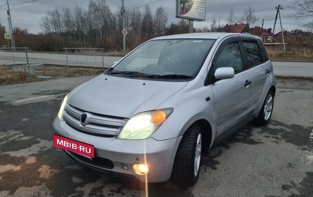 Toyota Ist II, 2002 год, 595 000 рублей, 3 фотография