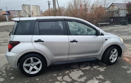 Toyota Ist II, 2002 год, 595 000 рублей, 14 фотография