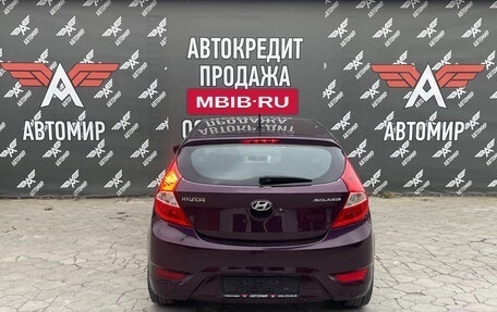 Hyundai Solaris II рестайлинг, 2011 год, 650 000 рублей, 5 фотография