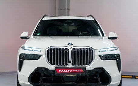 BMW X7, 2023 год, 15 990 000 рублей, 2 фотография