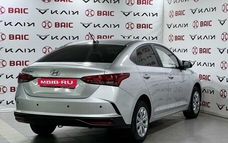 Hyundai Solaris II рестайлинг, 2021 год, 1 640 000 рублей, 2 фотография