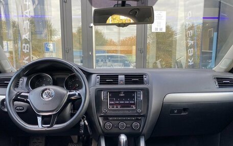 Volkswagen Jetta VI, 2015 год, 1 450 000 рублей, 9 фотография