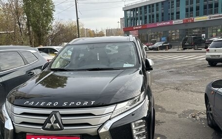 Mitsubishi Pajero Sport III рестайлинг, 2021 год, 4 300 000 рублей, 1 фотография