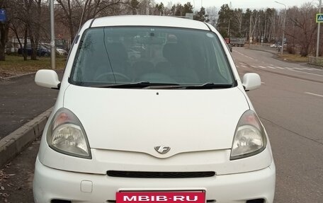 Toyota FunCargo, 2002 год, 540 000 рублей, 9 фотография