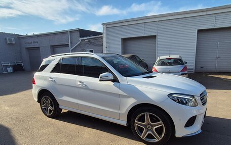 Mercedes-Benz GLE, 2017 год, 4 750 000 рублей, 3 фотография