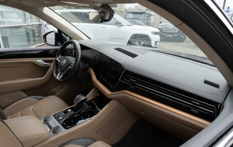 Volkswagen Touareg III, 2019 год, 5 129 000 рублей, 17 фотография