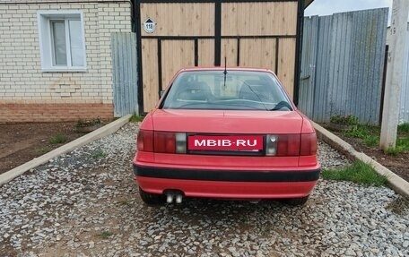 Audi 80, 1993 год, 400 000 рублей, 4 фотография