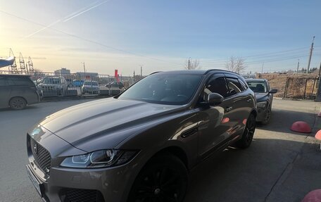 Jaguar F-Pace, 2016 год, 3 100 000 рублей, 10 фотография