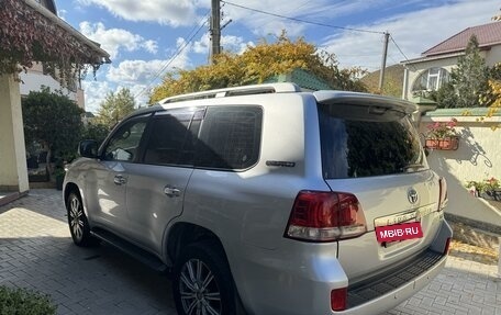 Toyota Land Cruiser 200, 2011 год, 3 700 000 рублей, 4 фотография