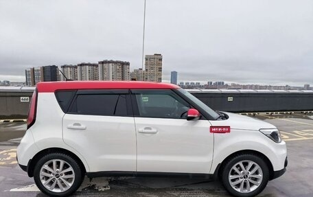 KIA Soul II рестайлинг, 2018 год, 2 040 000 рублей, 4 фотография