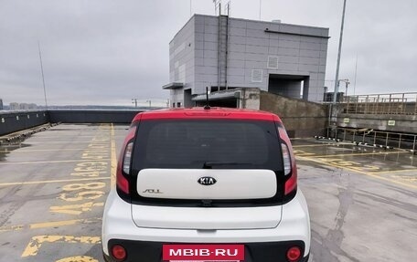 KIA Soul II рестайлинг, 2018 год, 2 040 000 рублей, 6 фотография