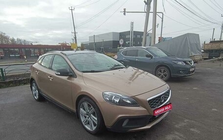 Volvo V40 II рестайлинг, 2013 год, 1 240 000 рублей, 1 фотография