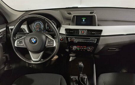 BMW X1, 2018 год, 3 190 000 рублей, 13 фотография