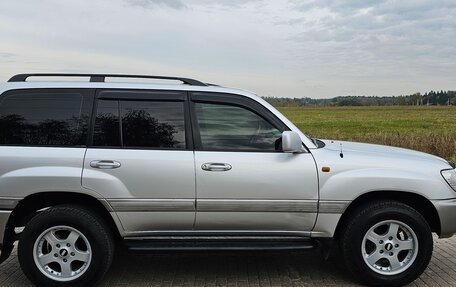 Toyota Land Cruiser 100 рестайлинг 2, 2005 год, 2 500 000 рублей, 9 фотография