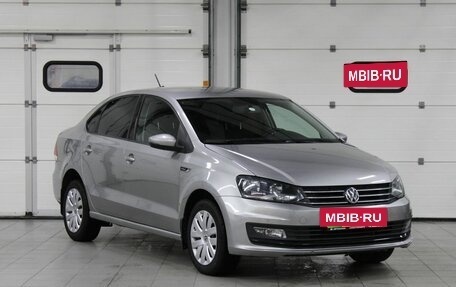 Volkswagen Polo VI (EU Market), 2017 год, 1 357 000 рублей, 3 фотография