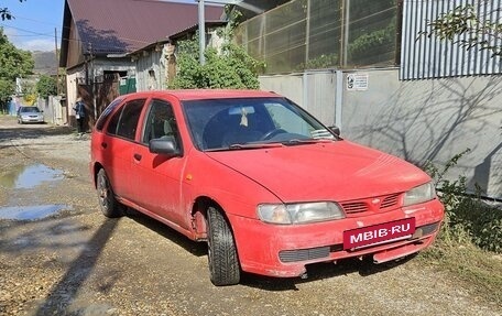 Nissan Almera, 1997 год, 150 000 рублей, 2 фотография