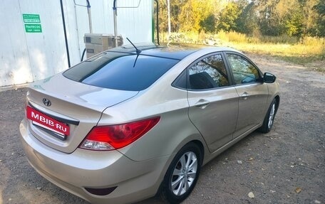 Hyundai Solaris II рестайлинг, 2012 год, 1 110 000 рублей, 8 фотография