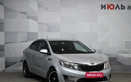 KIA Rio III рестайлинг, 2014 год, 1 000 000 рублей, 3 фотография