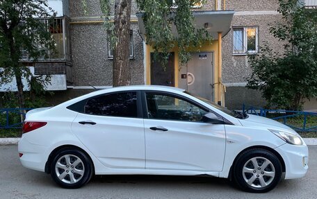 Hyundai Solaris II рестайлинг, 2012 год, 625 000 рублей, 17 фотография