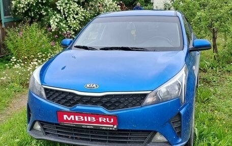 KIA Rio IV, 2020 год, 1 600 000 рублей, 2 фотография