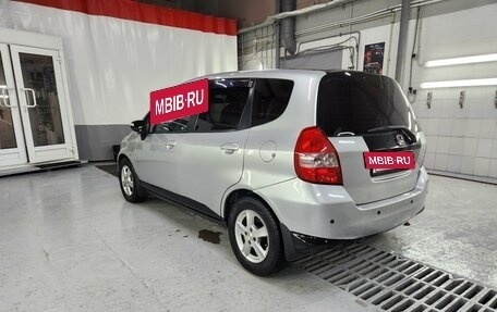 Honda Jazz I рестайлинг, 2005 год, 720 000 рублей, 4 фотография