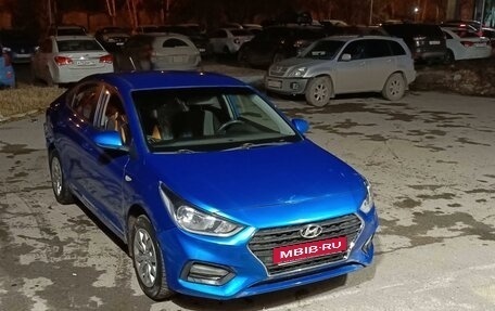 Hyundai Solaris II рестайлинг, 2018 год, 975 000 рублей, 3 фотография