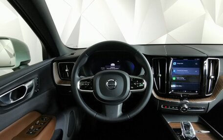 Volvo XC60 II, 2022 год, 5 799 700 рублей, 16 фотография