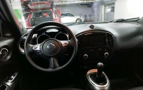 Nissan Juke II, 2011 год, 897 000 рублей, 8 фотография