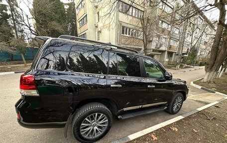 Toyota Land Cruiser 200, 2018 год, 5 950 000 рублей, 4 фотография