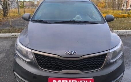 KIA Rio III рестайлинг, 2016 год, 1 100 000 рублей, 2 фотография