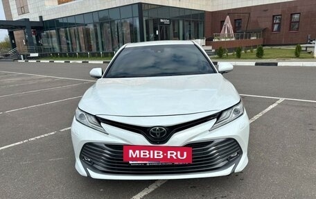 Toyota Camry, 2019 год, 2 750 000 рублей, 11 фотография