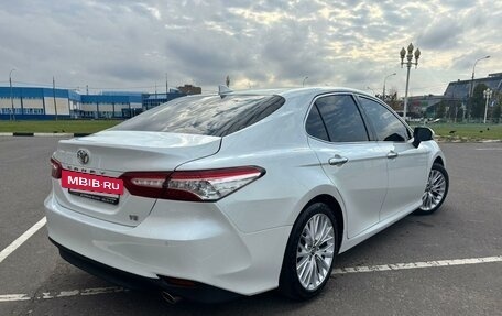 Toyota Camry, 2019 год, 2 750 000 рублей, 10 фотография