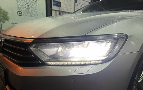 Volkswagen Passat B8 рестайлинг, 2017 год, 2 100 000 рублей, 14 фотография