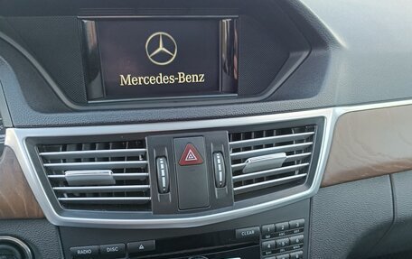 Mercedes-Benz E-Класс, 2012 год, 1 800 000 рублей, 12 фотография