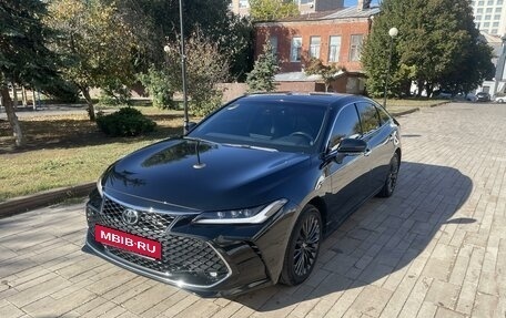 Toyota Avalon, 2023 год, 4 800 000 рублей, 3 фотография