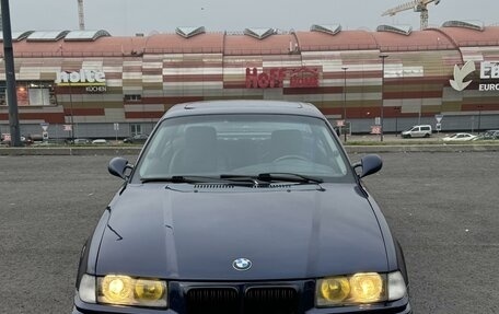 BMW 3 серия, 1993 год, 750 000 рублей, 2 фотография