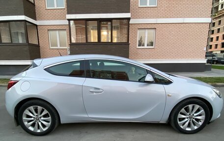 Opel Astra J, 2013 год, 1 000 000 рублей, 4 фотография