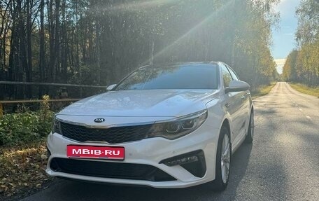 KIA Optima IV, 2018 год, 3 000 000 рублей, 1 фотография