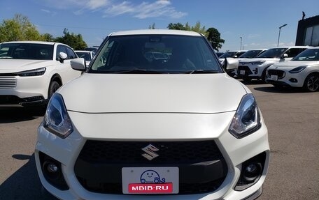 Suzuki Swift V, 2021 год, 1 350 000 рублей, 1 фотография